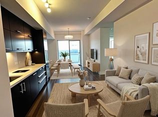 1080 Bay St #LPH3, Toronto, ON M5S0A5