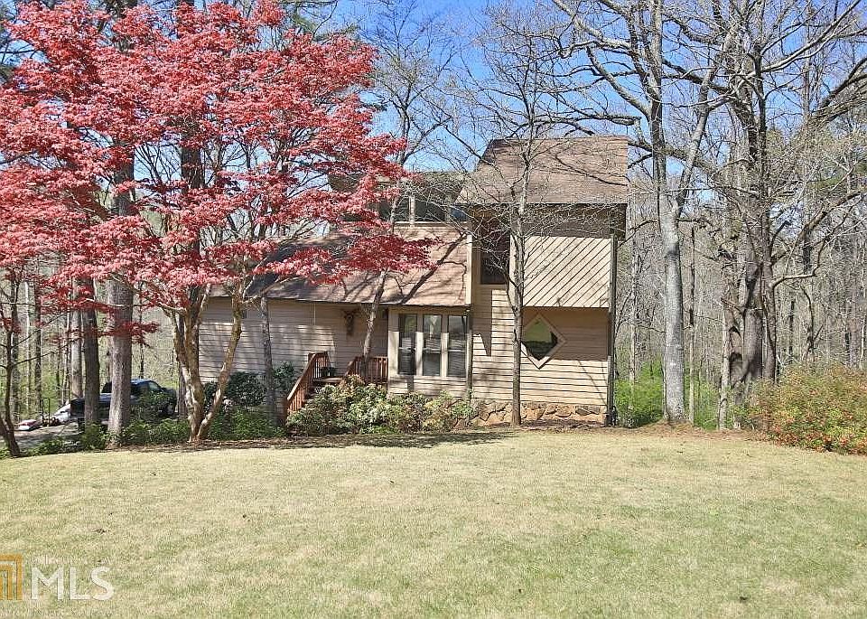 2nd image of 3355 Station Ct