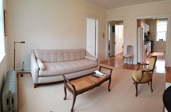 2nd image of 187 Kent St