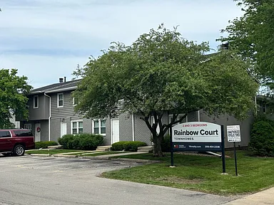 2306 Rainbow Court Townhomes - 3BD/1.5 (Unit A)