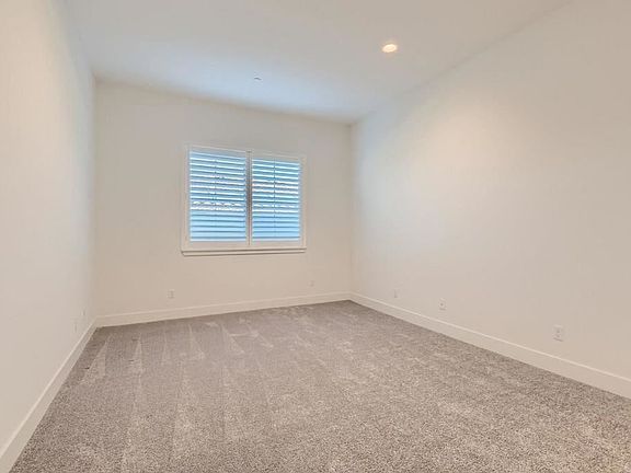 2nd image of 24332 Phoebe Dr
