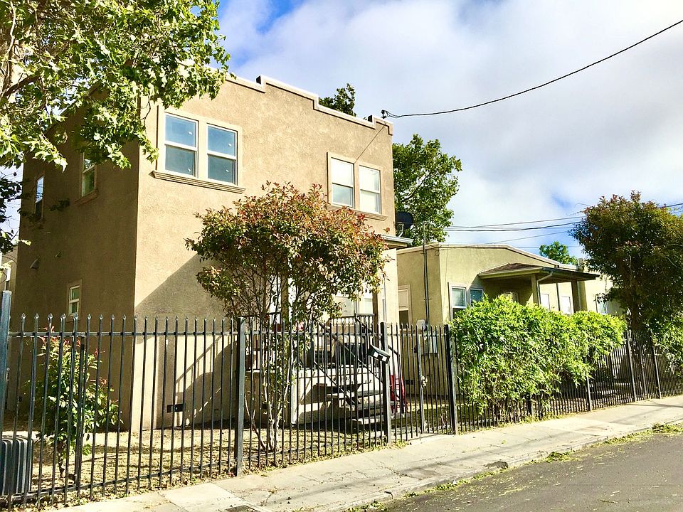 1st image of 1050 70th Ave #1070