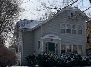 608 Willow Rd, Winnetka, IL 60093