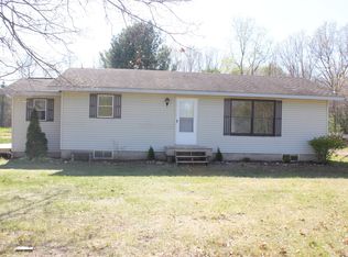 7031 S Oceana Dr, Rothbury, MI 49452