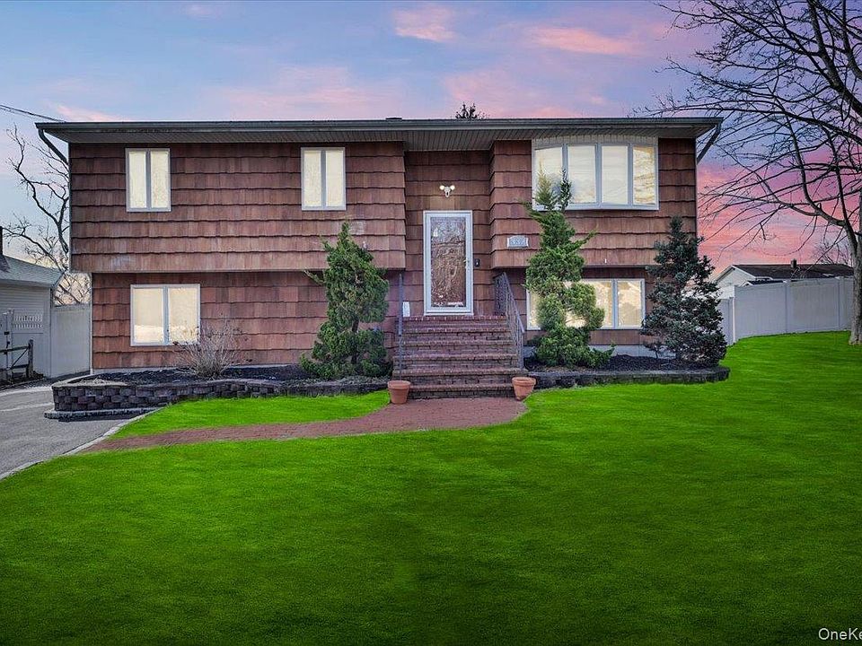 1st image of 332 Sea Cliff Street