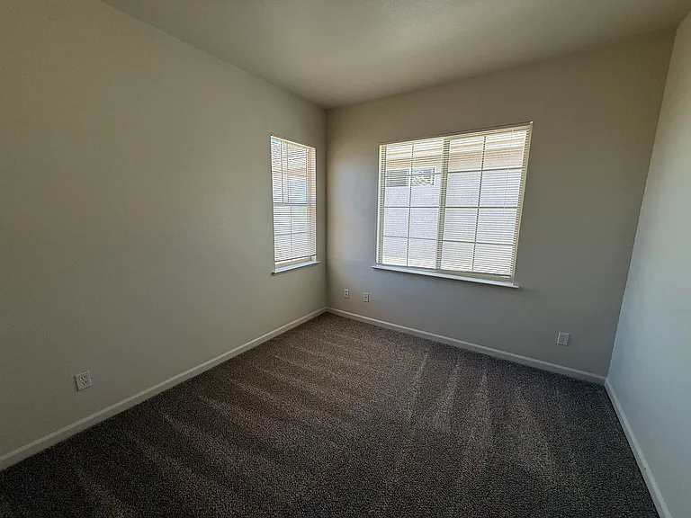 3588 Silverwood Rd — Photo 12