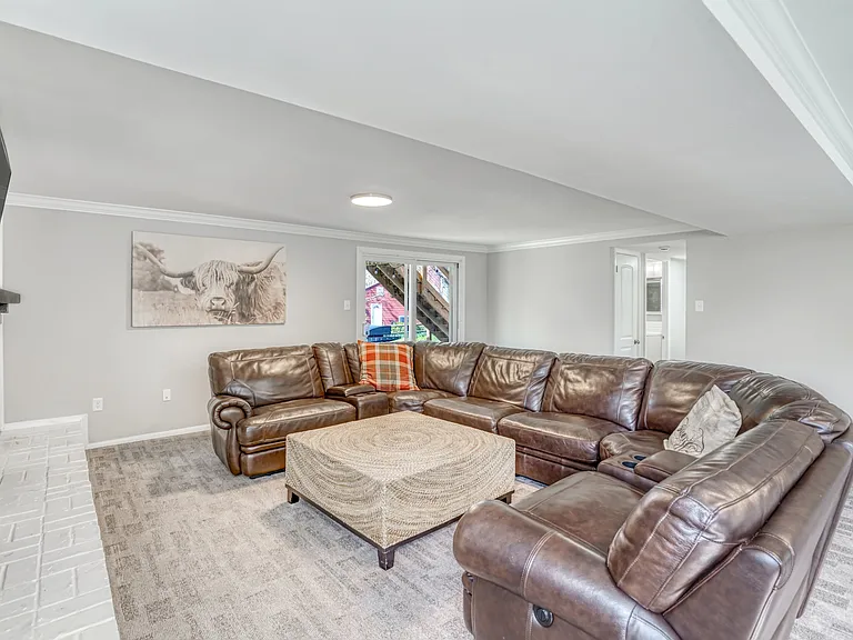 12805 Point Pleasant Dr — Photo 32