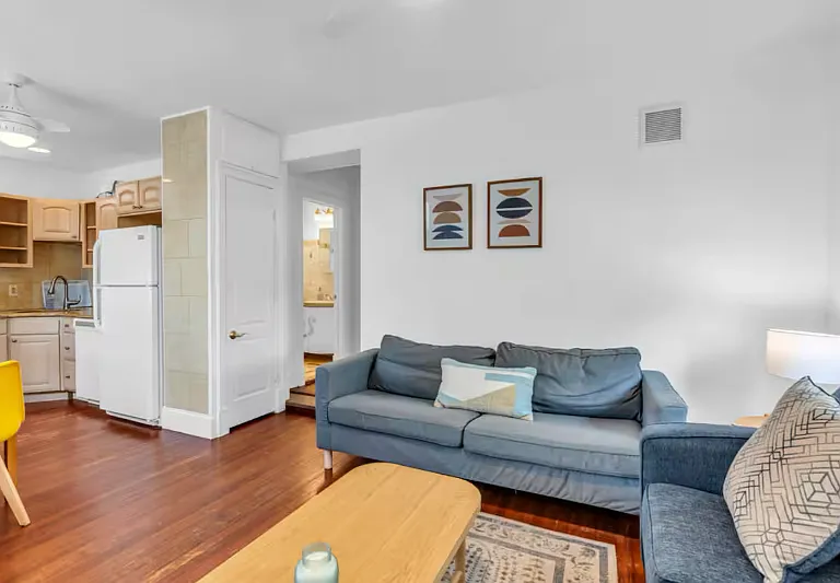 606 5th Ave #BACK HOUSE — Photo 4