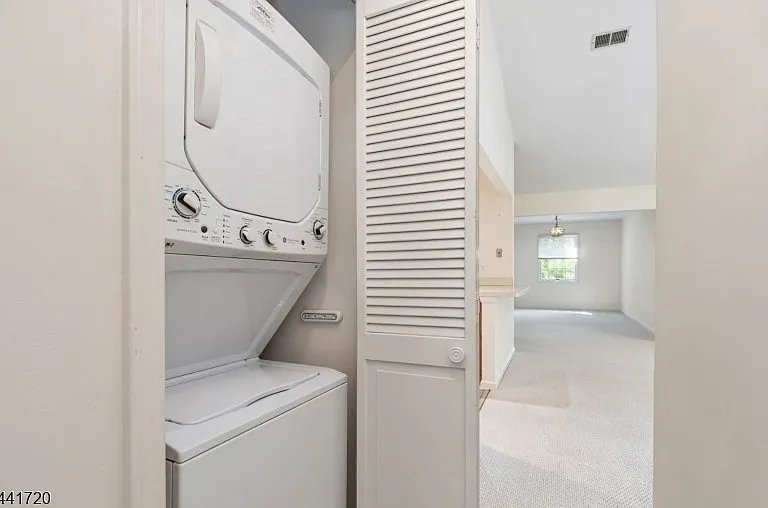 82 Smithfield Ct — Photo 12