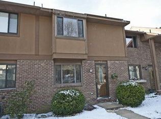 617 Deer Watch Rd, Bridgeville, PA 15017