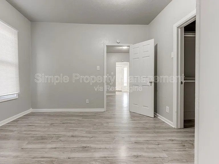 1719 NW 1st St — Photo 10