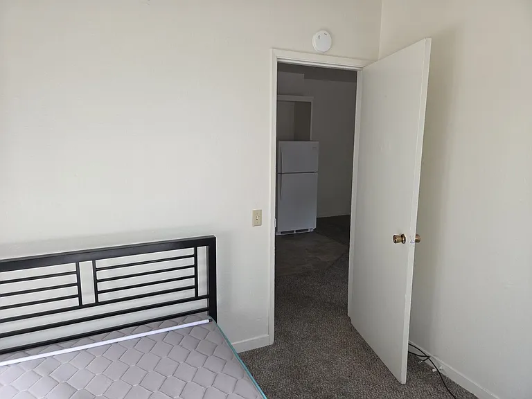 1181 Wildwood Ave — Photo 5