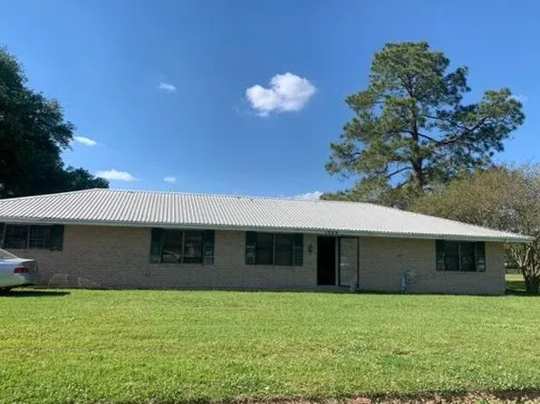 1046 Robert Ln, Breaux Bridge, LA 70517