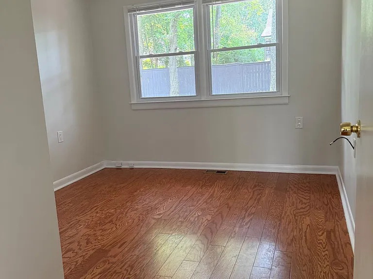 8921 Little River Tpke — Photo 6
