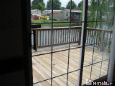 2nd image of 412 Lilac Ln
