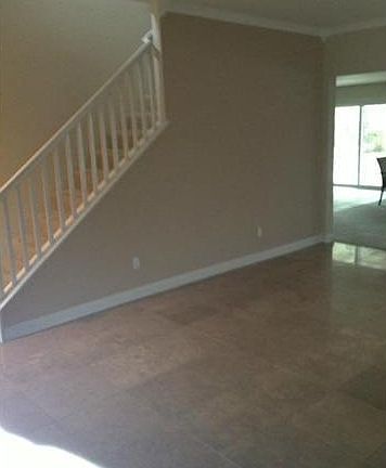 4th image of 14272 Humbolt Ct