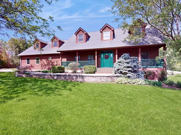6011 Chestnut Ct, Crystal Lake, IL 60014