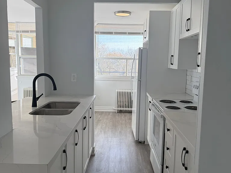 2663 Lake Shore Blvd W #606 — Photo 11