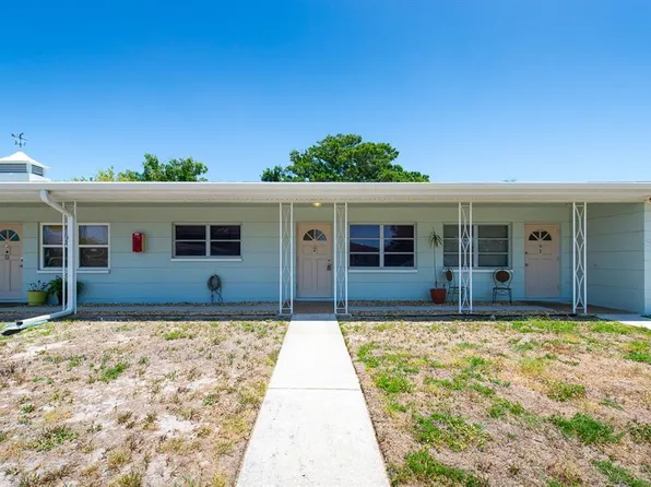 3775 59th St N APT 2, Saint Petersburg, FL 33710