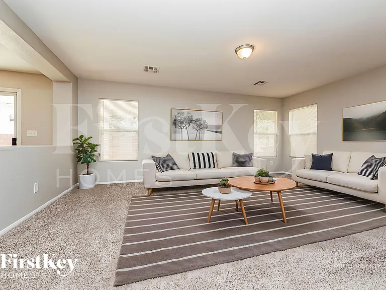 4913 Cherokee Run Ct — Photo 4