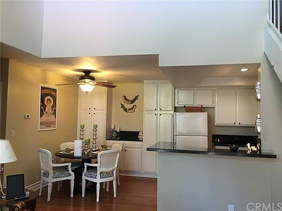 Eating area next to kitchen.