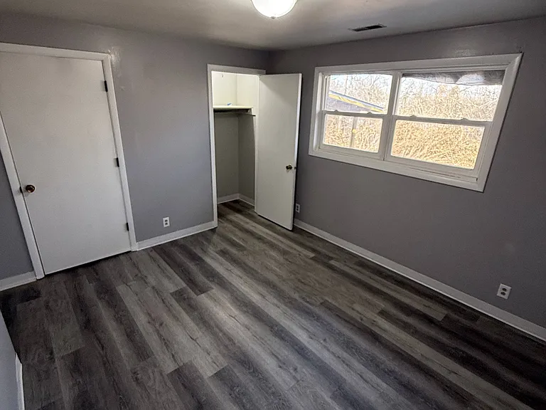 1640 Sagamore Pkwy W #7 — Photo 5