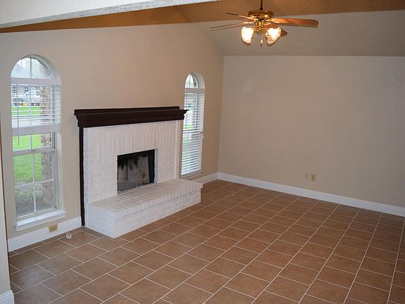 3rd image of 1504 Prentice St