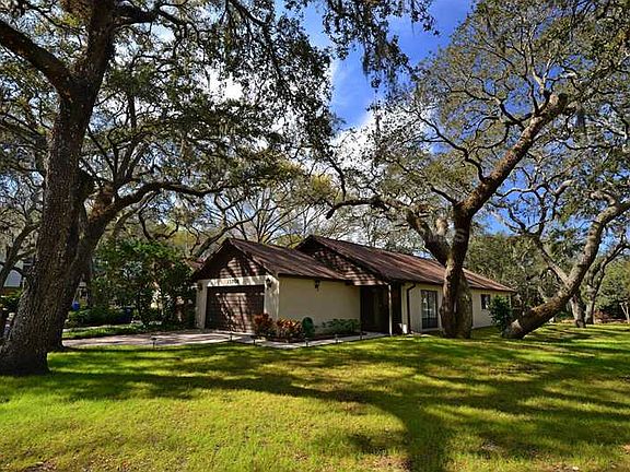 2nd image of 13708 Sweetwater Cove Pl