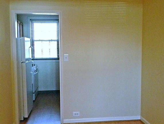 3rd image of 227 N George Mason Dr APT 3
