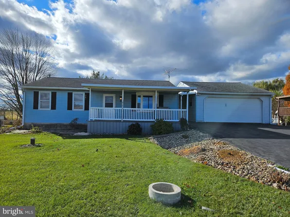 365 N Locust St, Myerstown, PA 17067