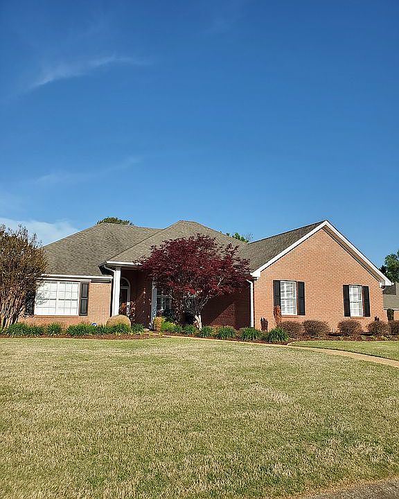 221 Breckenridge Court