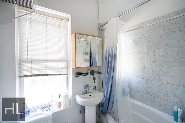 Rented by Highline Residential | media 45