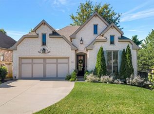 1333 E Cicero Ln, Fayetteville, AR 72703