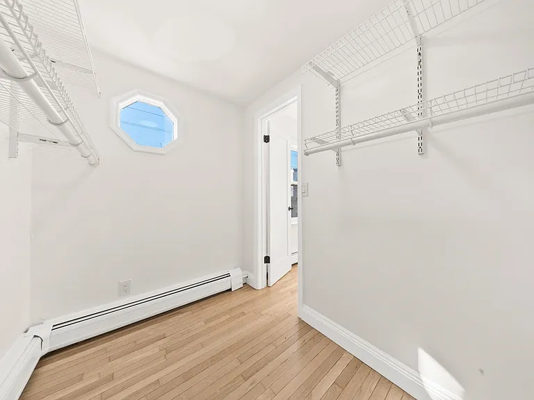 211 New York Ave #2 — Photo 20