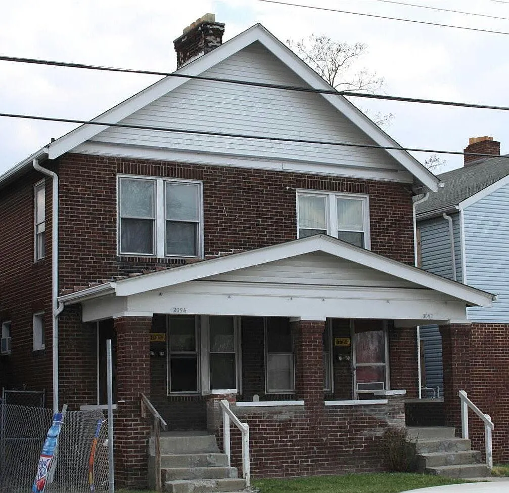 2094 Cleveland Ave — Photo 1