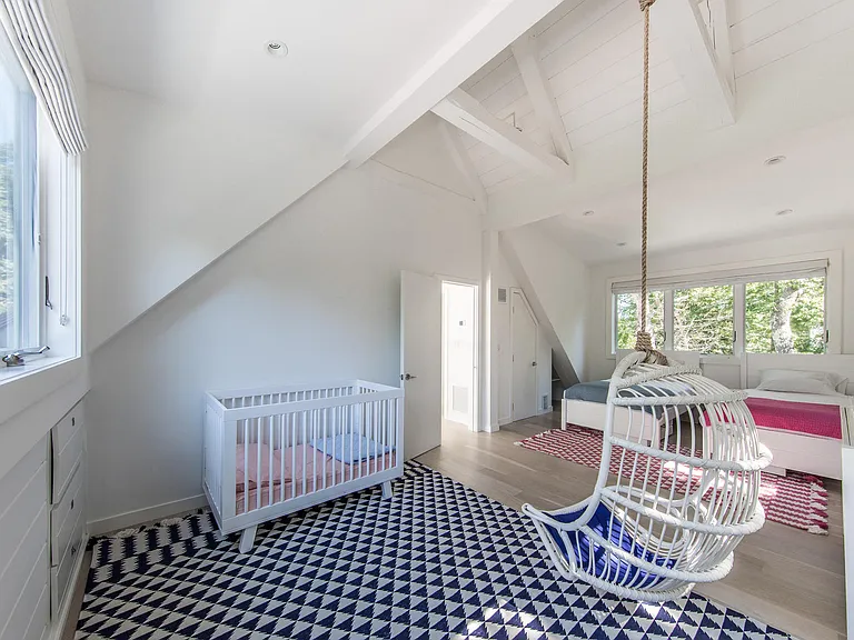 27 Montauk Hwy — Photo 8