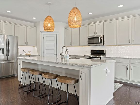 5th image of 9959 Sunny Oak Dr