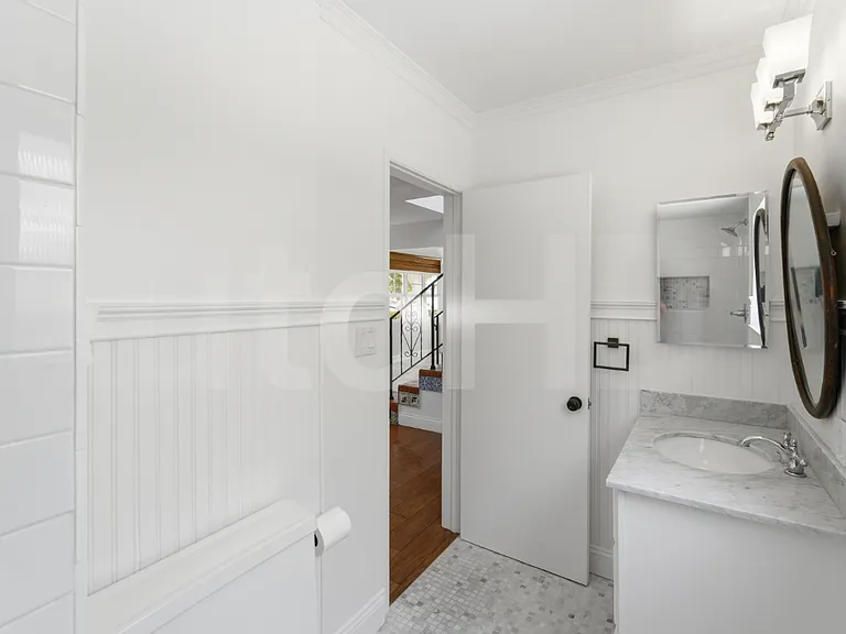 1220 Mandalay Beach Rd — Photo 27