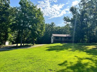 7045 Carver Rd, Neosho, MO 64850