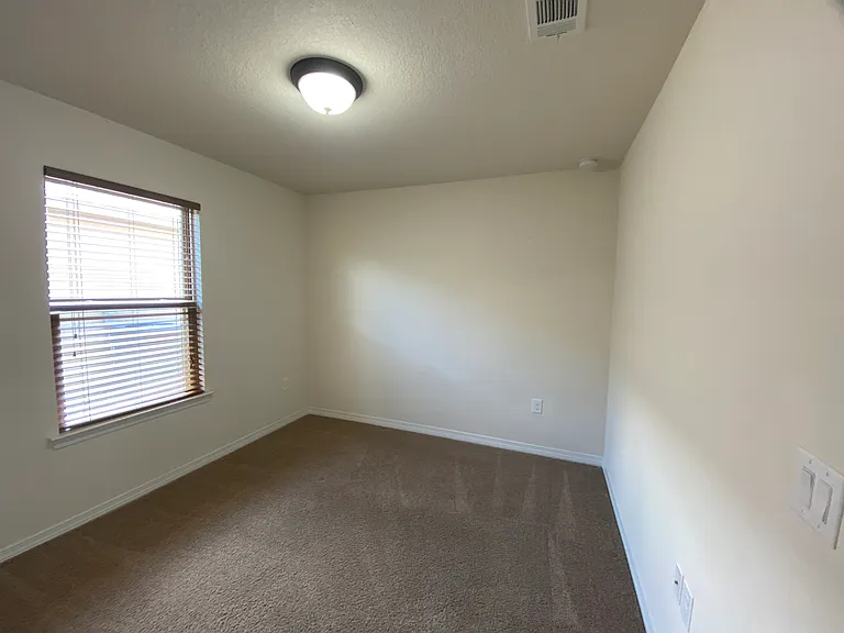 8466 Island Dr — Photo 28
