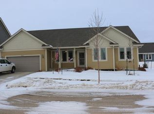 3304 Wheat Ridge St, Williston, ND 58801