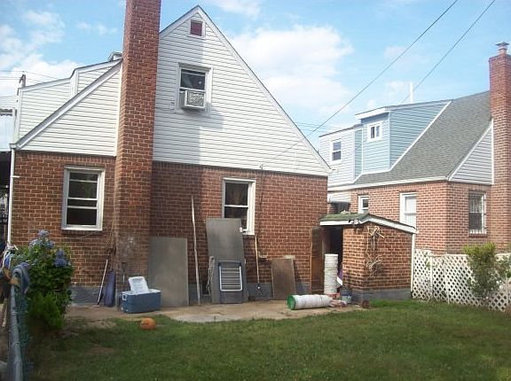 3rd image of 21924 130th Ave