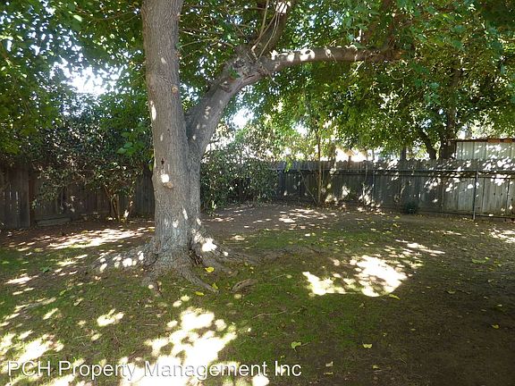 5th image of 6111 Dewey Dr
