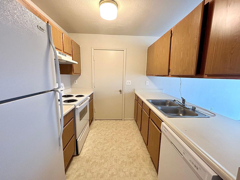 1st image of 1181 Townhouse Cir APT C