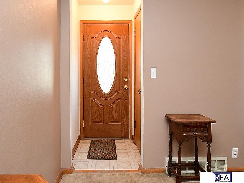 1st image of 6643 Pinkney St