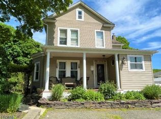 6 Burtt St, Netcong, NJ 07857