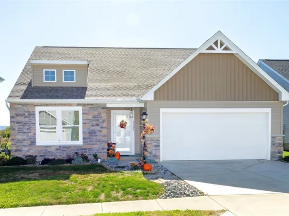 1024 Colonial Dr, Uniontown, PA 15401