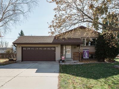 207 Silver DRIVE, Watertown, WI, 53098