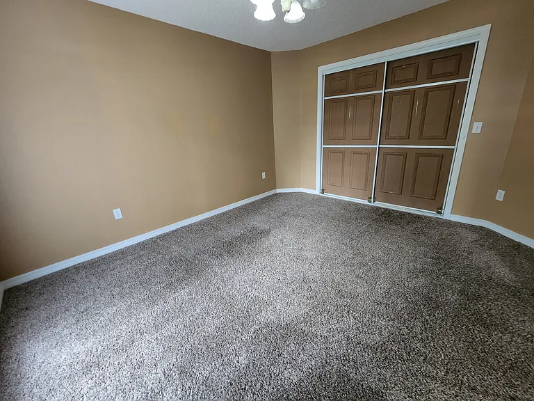4219 Spindlewick Dr — Photo 23