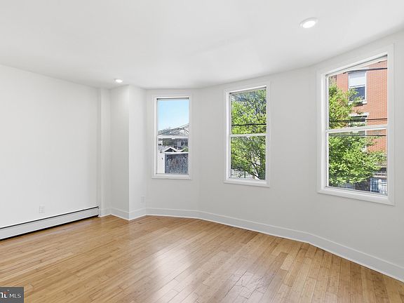 2nd image of 5939 Drexel Rd